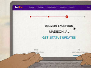 雙手懸浮於手提電腦上方，顯示FedEx送貨例外警報。
