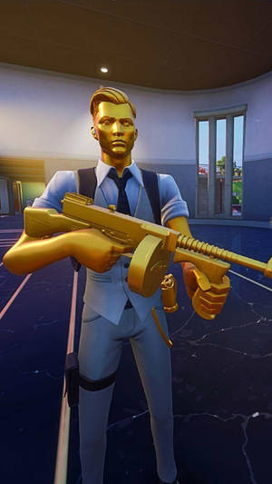 身穿西裝的金色Fortnite角色在室內手持金色衝鋒槍。