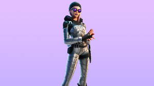 Fortnite角色身穿銀色盔甲和紫色太陽眼鏡，背景為薰衣草色