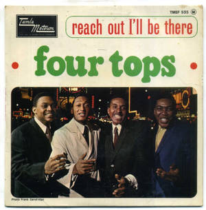 Four Tops 樂隊照片在摩城唱片封面上，背後有城市燈光。