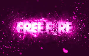 發光的粉紅色文字顯示 FREE FIRE，帶有電火花和漂浮的粒子。