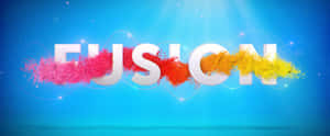 在發光的藍色背景上，用彩色羽毛裝飾的「fusion」一詞。 — 圖像 GIF 壁紙