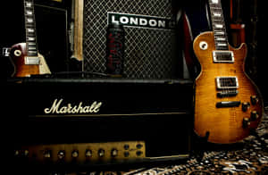 音樂工作室中的兩支電結他和一個 Marshall 擴音器。