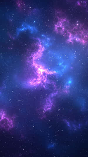 深空中帶有星星的鮮豔紫色和藍色星雲