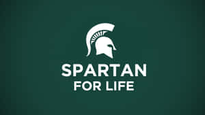 白色斯巴達頭盔標誌，帶有文字 Spartan for Life 在綠色背景上。