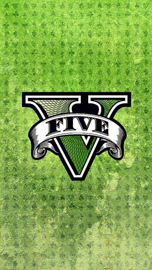 帶有「FIVE」的遊戲標誌，背景為綠色三葉草圖案。
