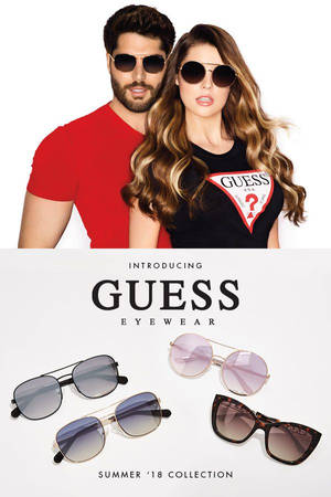 一名男女展示Guess太陽眼鏡，下方有四個額外鏡框。