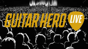 Guitar Hero Live 音樂會的人群，帶有黃色標誌。