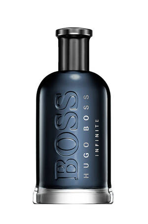 時尚深藍色Hugo Boss香水瓶，銀色瓶蓋，壓印標誌。
