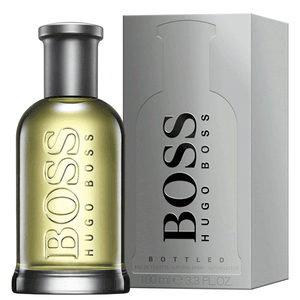 Hugo Boss Bottled香水瓶和盒子，呈現銀色和金色調。
