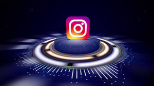 Instagram 標誌漂浮在太空中發光的平台上。