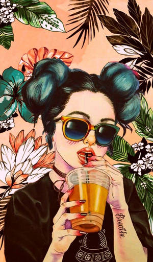 藍髮女性啜飲飲料，周圍環繞著熱帶花卉。 — 花卉 iPhone 壁紙