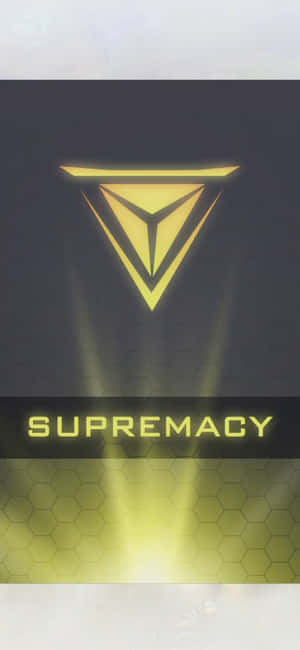 金色三角形標誌，帶有「supremacy」文字，在深色六邊形網格上發光。 — POCO F8 Ultra 壁紙