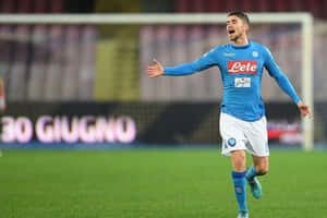 足球員在燈光璀璨的球場上慶祝勝利。
