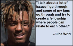 Juice WRLD 微笑，帶有辮子和鼻環，旁邊是他關於建立友誼的名言。 — 勵志語錄 壁紙