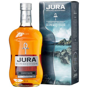 Jura Superstition威士忌酒瓶和盒子，帶有海岸景觀設計。 — 安卓 壁紙