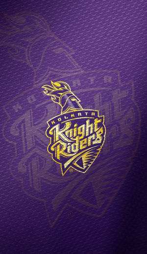 Kolkata Knight Riders板球隊標誌在紫色紋理布料上。