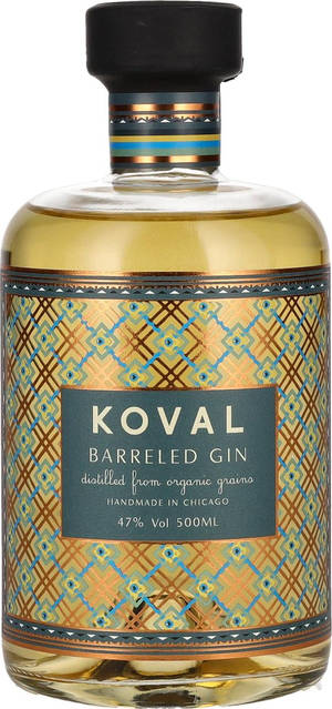 Koval Barreled Gin 酒瓶，帶有彩色幾何標籤和黑色瓶蓋。