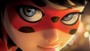 Ladybug 動漫角色，戴著紅色面具，眼睛發光，溫柔微笑。 — 奇迹少女 壁紙