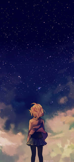 金髮動漫女孩站在雲上，看著星空夜空。