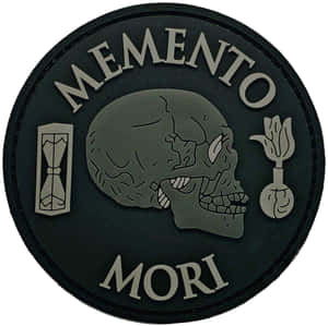 圓形補丁，帶有頭骨、沙漏、鬱金香和拉丁短語 Memento Mori。
