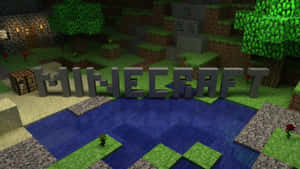 由方塊組成的Minecraft標誌，位於像素化遊戲世界的池塘旁邊。