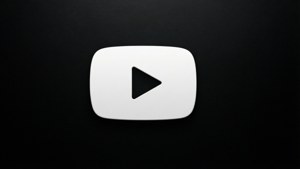 黑色背景上的 YouTube 播放按鈕標誌