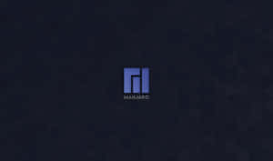 深色幾何背景上的 Manjaro 標誌