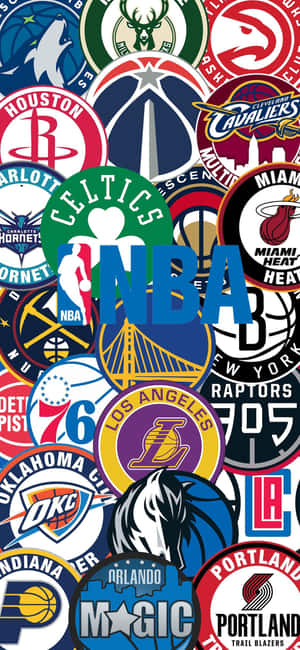 色彩大膽、設計動感的NBA球隊標誌壁紙。