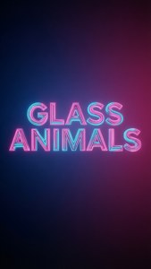 霓虹粉紅和藍色 'GLASS ANIMALS' 文字在深色漸變背景上發光