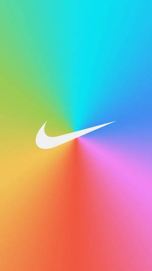 白色Nike剔標誌在色彩繽紛的放射漸變背景上。