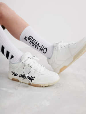 Off White 圖片 — 白色美學gif 壁紙