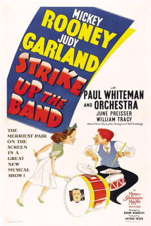 《Strike Up the Band》復古電影海報，演員打鼓。