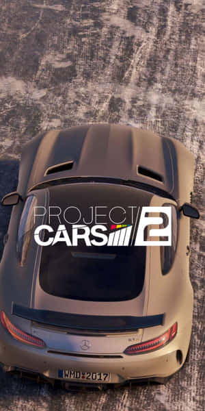 金色Mercedes-AMG GT4賽車從上方俯瞰賽道，帶有Project CARS 2標誌。