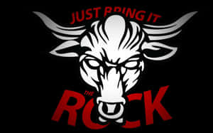白色公牛頭標誌，上面有紅色文字寫著「Just Bring It The Rock」，背景為黑色。 — 狄維·莊遜 壁紙