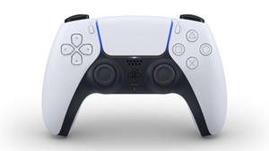 白色PlayStation 5 DualSense控制器，帶藍色燈條，白色背景。