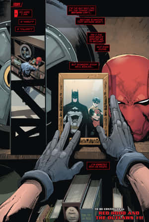 Red Hood 揸住一幅有框嘅蝙蝠俠同羅賓相，附有漫畫對話。 — iPad Pro 11 壁紙