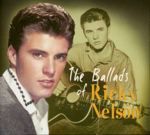 Ricky Nelson 在復古工作室肖像中手持結他。