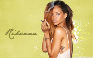 Rihanna 拿著一支煙，煙霧在帶有油漆飛濺的青檸綠色背景上升起。