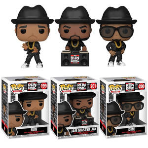 三個Run DMC Funko Pop! 乙烯基人偶及其收藏盒。