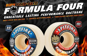 Spitfire Formula Four滑板輪，帶有火焰設計和性能聲稱。