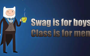 穿著西裝的卡通人物在藍色背景上手持杯子，杯上文字為『Swag 是給男孩的，Class 是給男人的』。