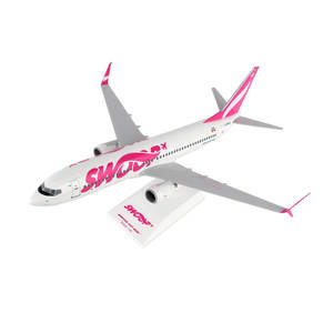 展示架上的Swoop Airlines模型飛機
