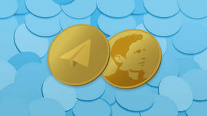 兩枚金幣，帶有 Telegram 標誌和男人側面，藍色圓形背景。