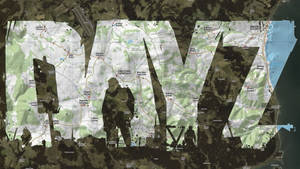 士兵剪影站立在由地形圖形成的「BAY」字母內。