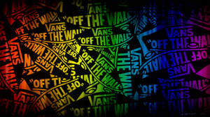 Vans Off The Wall 標誌以彩虹漸變在黑色背景上重複。