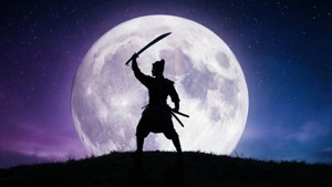 戰士剪影在夜晚持劍對抗巨大月亮