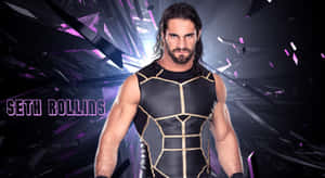 摔角手 Seth Rollins 身穿黑色和金色服裝，背景是破碎的紫色。