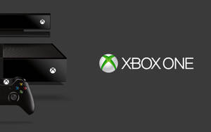 深色背景上帶有標誌的 Xbox One 主機和控制器