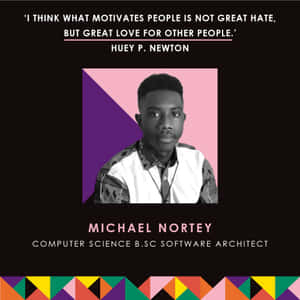 Michael Nortey 的肖像，電腦科學軟體架構師，附有引文和色彩繽紛的幾何邊框。